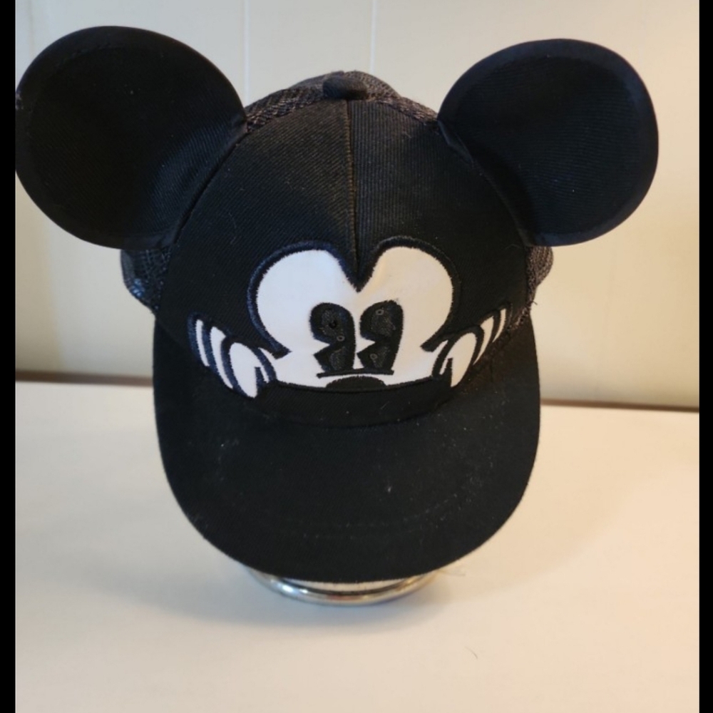 Hat Disney Mickey Mouse Adjustable Snap Back Ballcap Hat Youth size